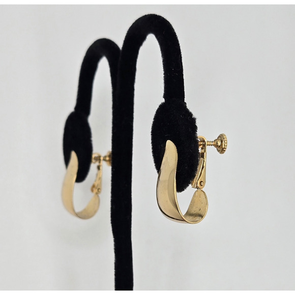 Vintage Napier Earrings Goldtone J Hoop Shiny Screwbacks Midcentury Modern 1" - Picture 11 of 12